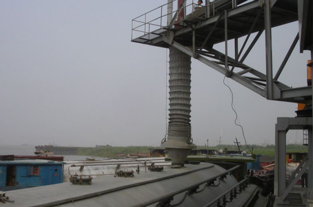 Telescopic-Ship-Loading-Chutes